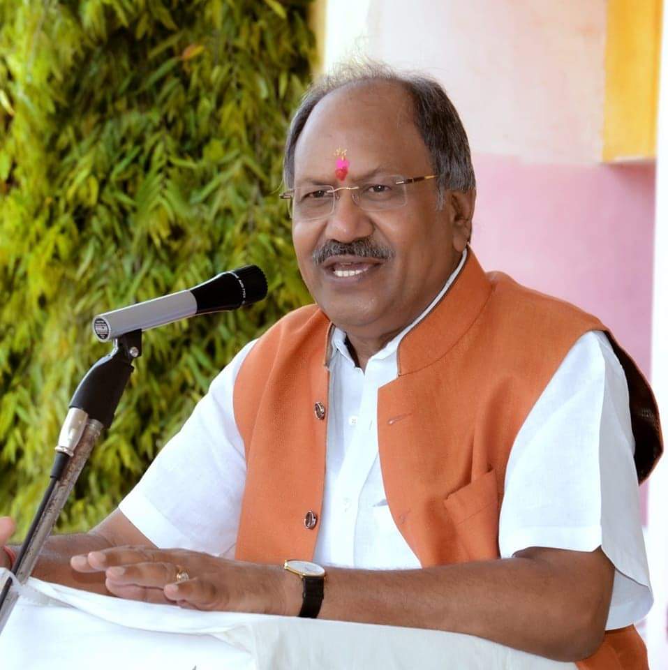 10वीं और 12वीं परीक्षा में सफल परीक्षार्थियों को शिक्षा मंत्री बृजमोहन अग्रवाल ने दी बधाई