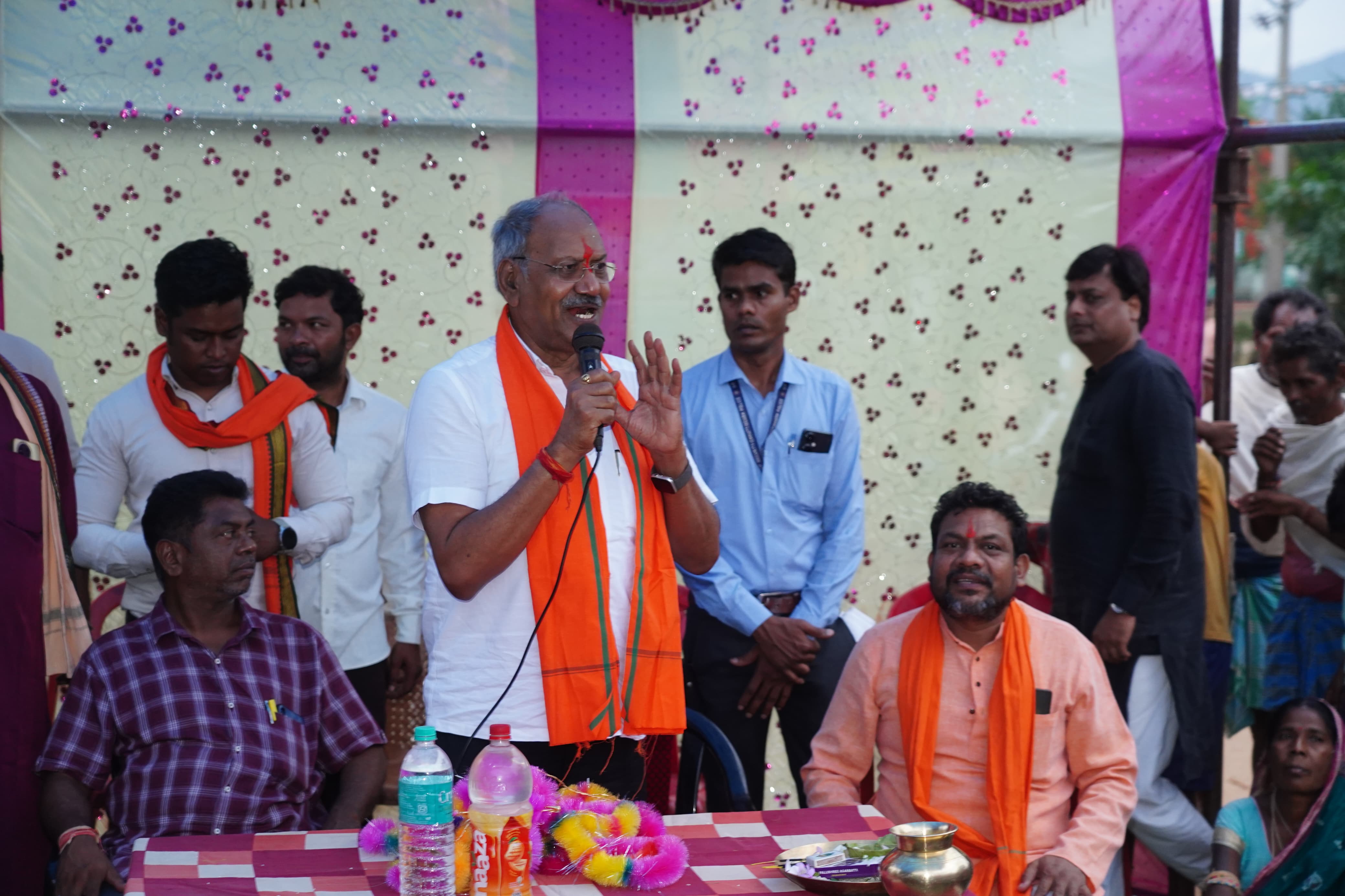 चुनाव प्रचार के अंतिम दिन बृजमोहन अग्रवाल ने भाजपा के लिए मांगे वोट, ओडिशा में भाजपा सरकार आने पर गरीबों को दिए जाएंगे पक्के मकान