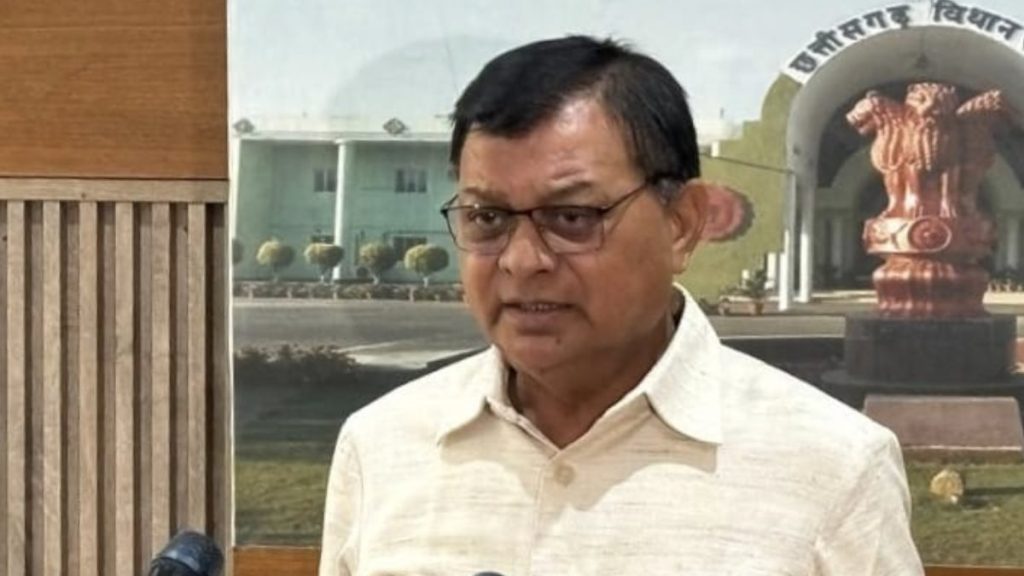 बेमेतरा फैक्ट्री हादसे के बाद एक्शन में सरकार, उद्योगों की विशेष सुरक्षा जांच करने उद्योग मंत्री लखन लाल देवांगन ने दिए निर्देश&hellip;