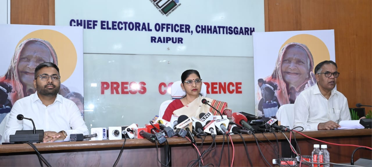 लोकसभा चुनाव 2024 : पोस्टल बैलेट्स के साथ होगी मतगणना की शुरुआत, त्रिस्तरीय होगी सुरक्षा व्यवस्था