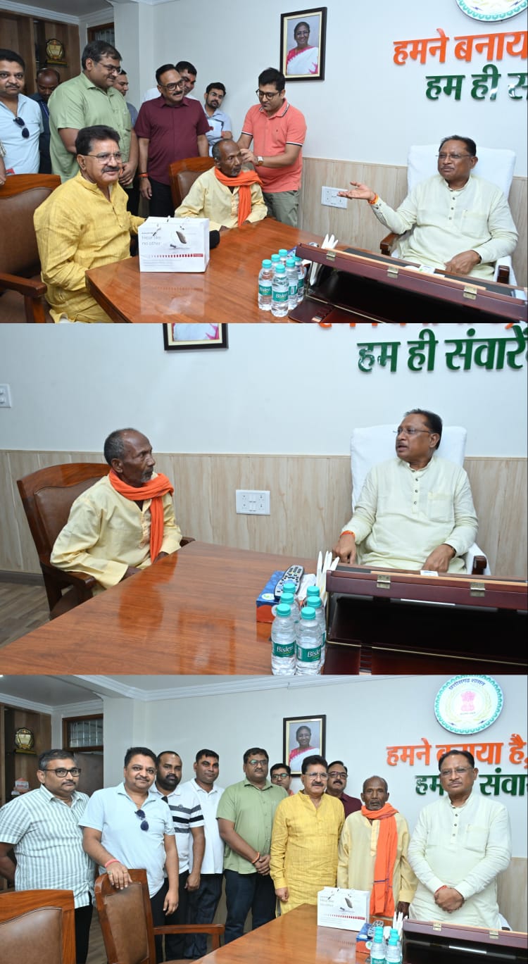 लम्बे समय से सुनने की समस्या से ग्रसित थे अनेर सिंह, मुख्यमंत्री ने घर बुलाकर दिया श्रवण यंत्र