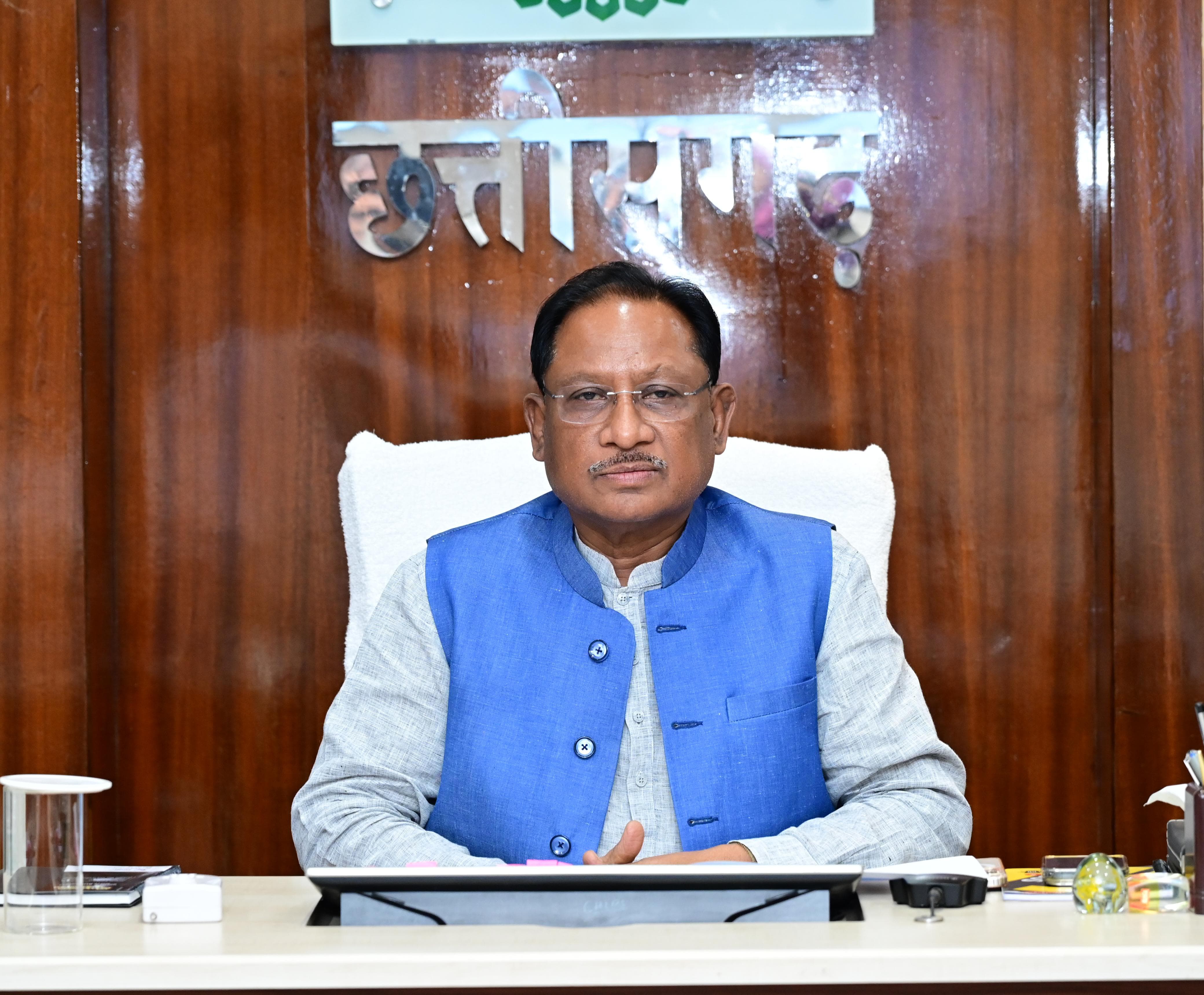 मुख्यमंत्री विष्णु देव साय के निर्देश पर सुकमा, बीजापुर और नारायणपुर जिले के तेन्दूपत्ता संग्राहकों को किया जाएगा नगद भुगतान