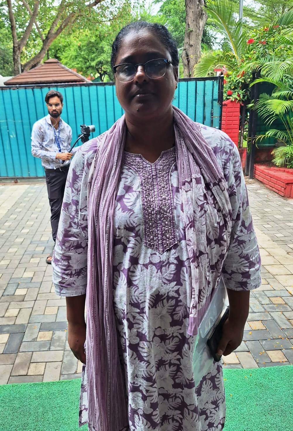 जनदर्शन कार्यक्रम में तलवारबाजी खिलाड़ी की माँ ने मुख्यमंत्री से की मुलाकात