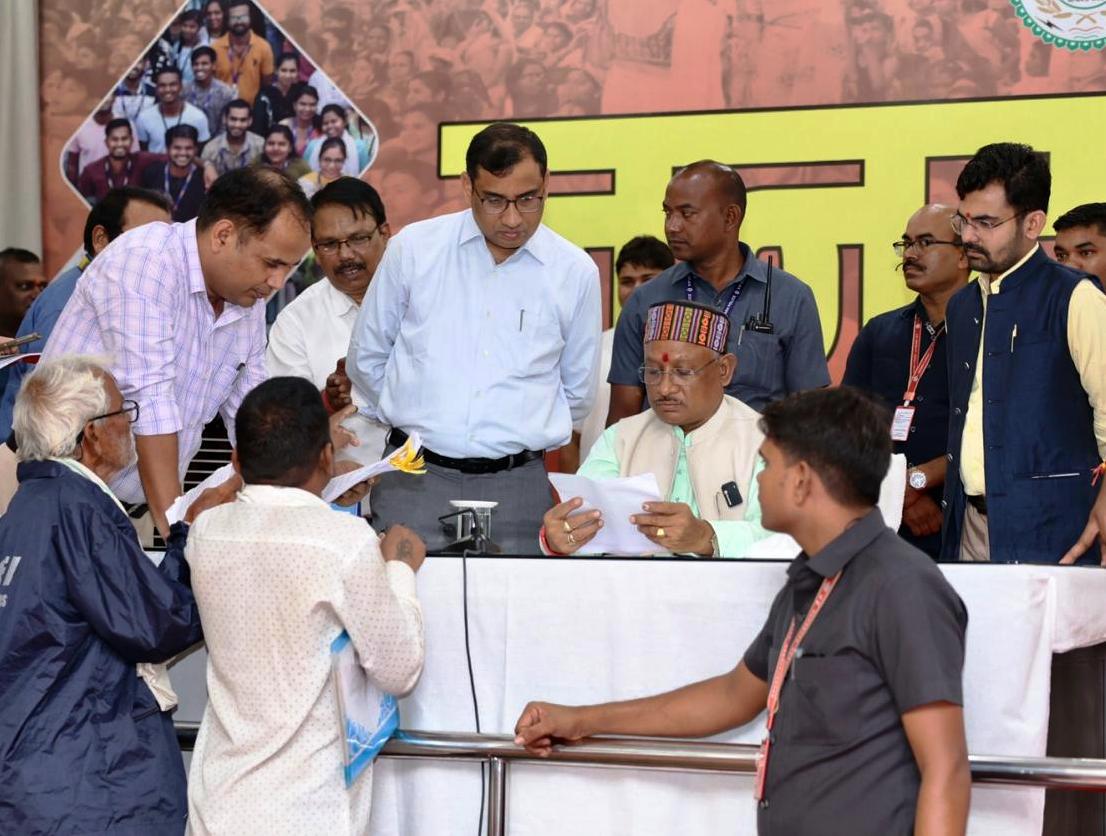 किसान ने कहा, पटवारी से हूं हलाकान, मुख्यमंत्री ने दिए कार्रवाई के निर्देश