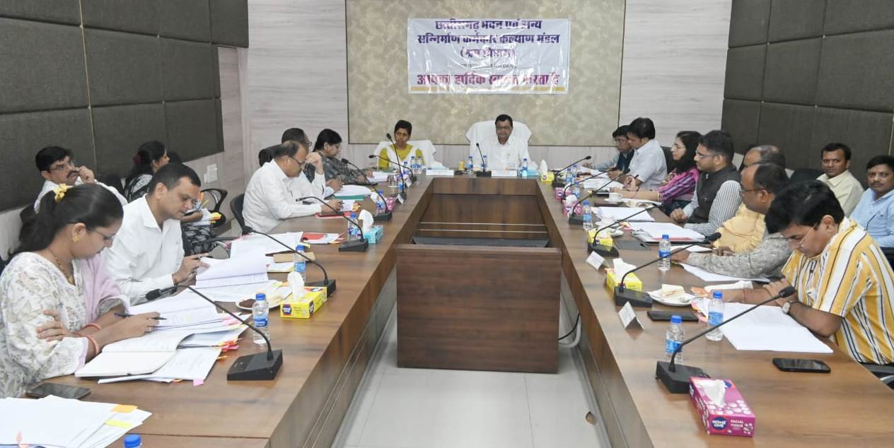 अब श्रमिकों को नहीं करना होगा इंतजार, एक क्लिक में जारी होगी योजनाओं की राशि, श्रम मंत्री लखनलाल ने अफसरों को दिए निर्देश