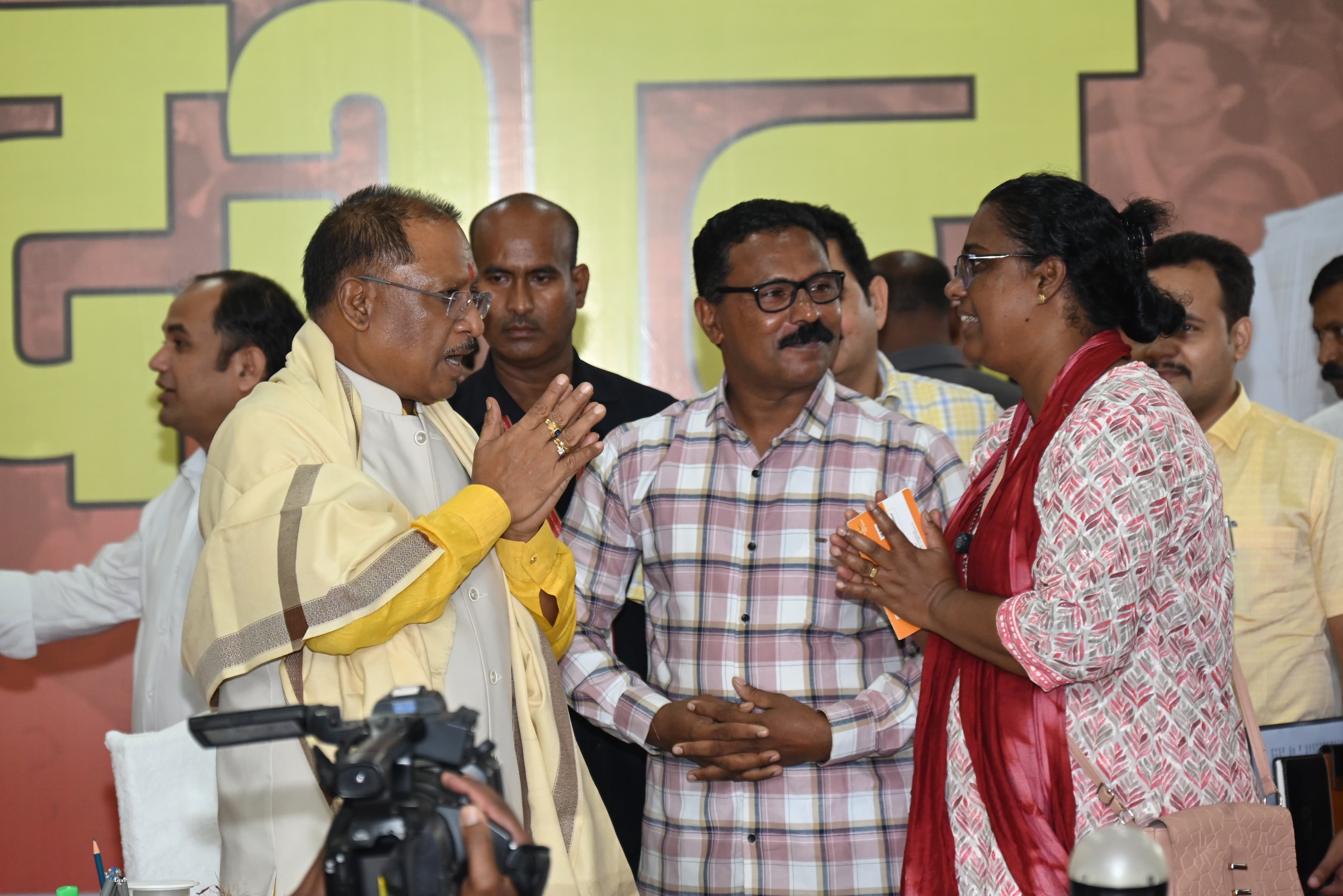 न्यूजीलैंड में आयोजित कॉमनवेल्थ गेम्स में सिल्वर मेडल जीतने वाली रीता के माता-पिता ने मुख्यमंत्री का जताया आभार