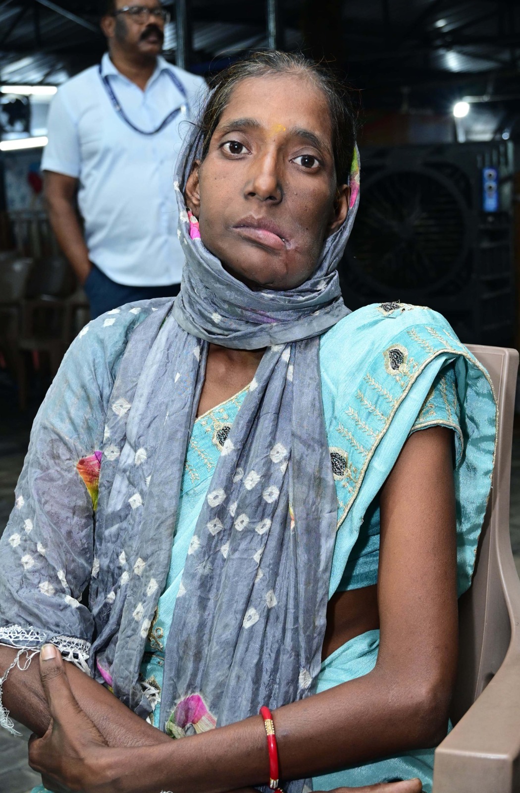 जनदर्शन में मिली इलाज के लिए सहायता राशि