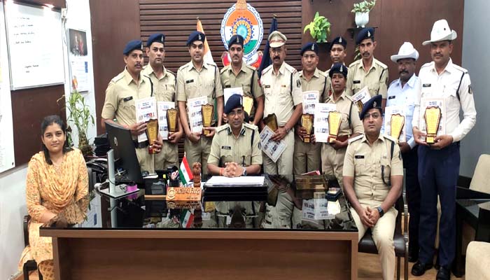 रायपुर पुलिस द्वारा माह जुलाई में इन्हें किया गया पुरस्कृत