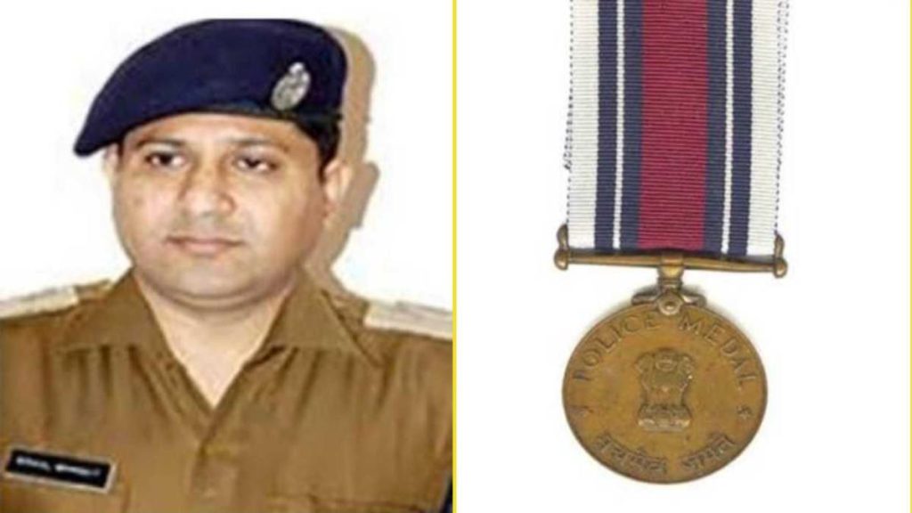 मुख्यमंत्री के सचिव राहुल भगत को सराहनीय सेवा मेडल