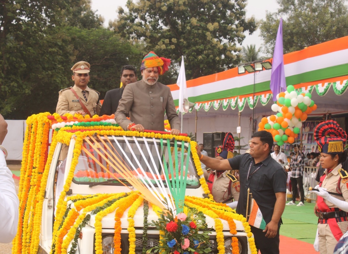 स्वतंत्रता दिवस पर सुकमा में विधायक किरण देव ने किया ध्वजारोहण और परेड की ली सलामी