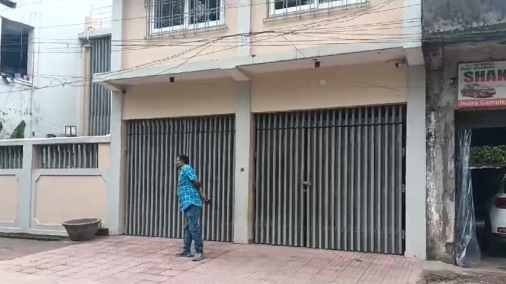 एंटी करप्शन ब्यूरो की ठेकेदार के घर में दबिश, दस्तावेजों में तलाश रही भ्रष्टाचार के सबूत&hellip;