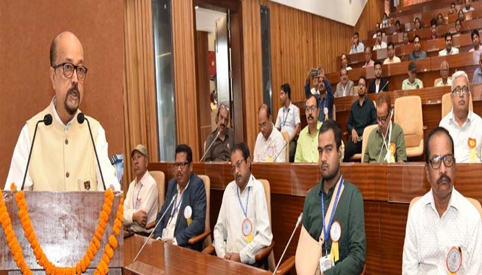 जलवायु परिवर्तन आज विश्व की सबसे बड़ी समस्या है : राज्यपाल रमेन डेका