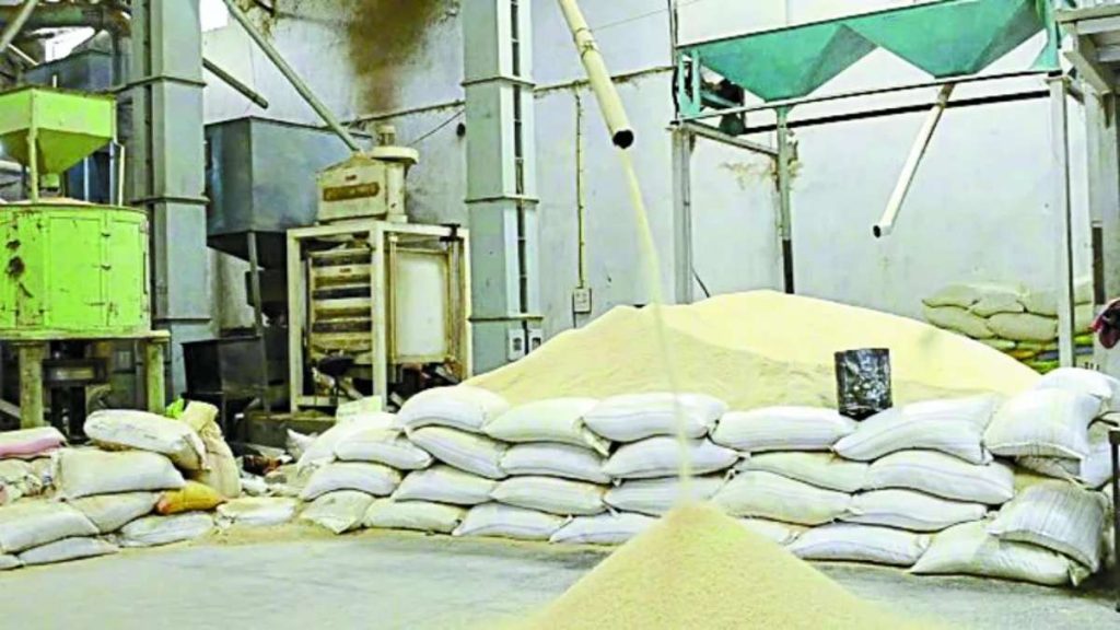 15 राइस मिल संचालकों को नोटिस जारी, विपणन कार्यालय ने पांच दिनों के भीतर मांगा जवाब