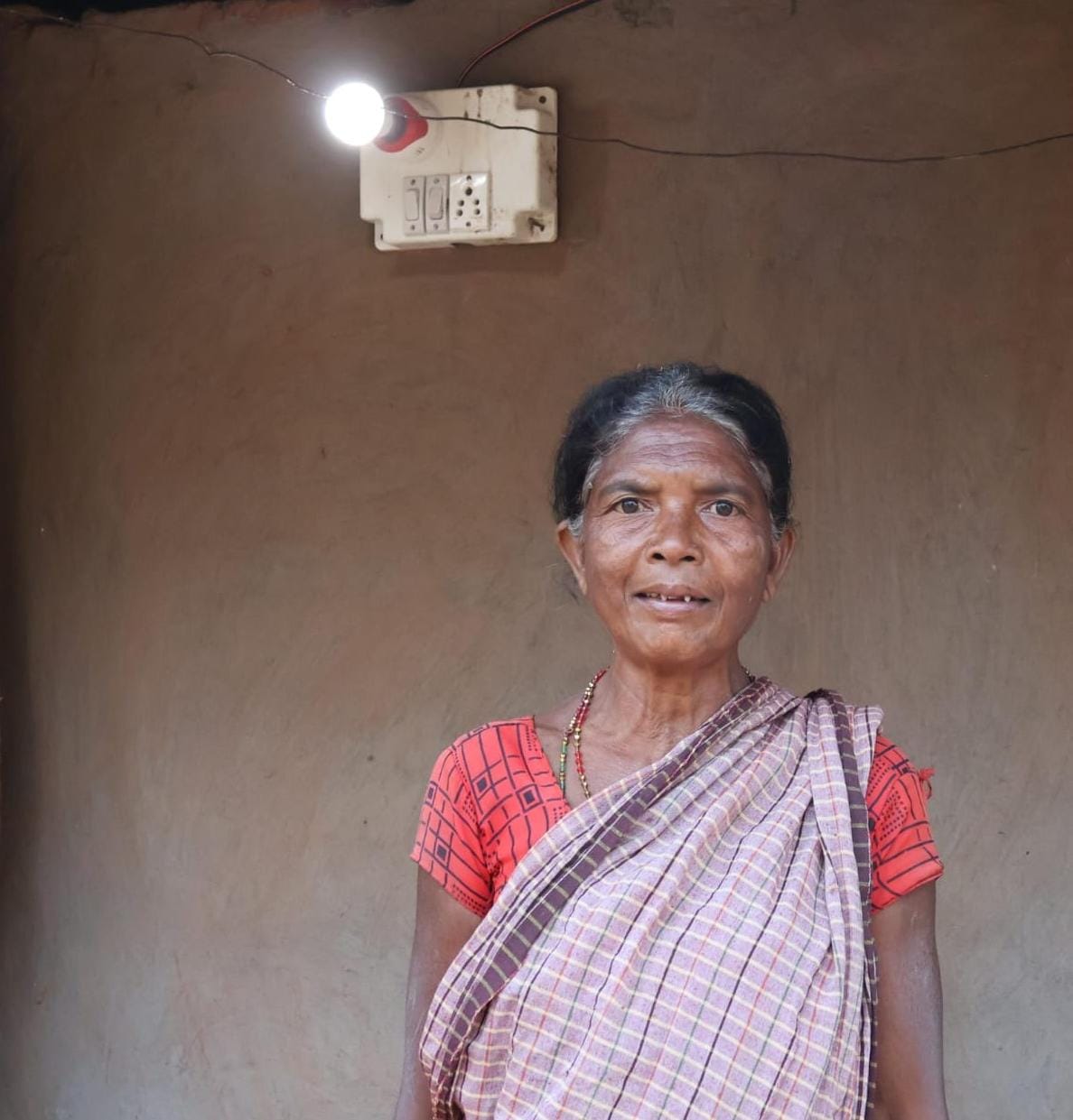 बीजापुर के सुदूर वनांचल में सुशासन का सूर्योदय: तिमेनार में पहली बार पहुंची बिजली