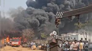 स्टोर में लगे आग से 400 पुराने ट्रांसफॉर्मर जले, हटाए गए एक्जीक्यूटिव इंजीनियर