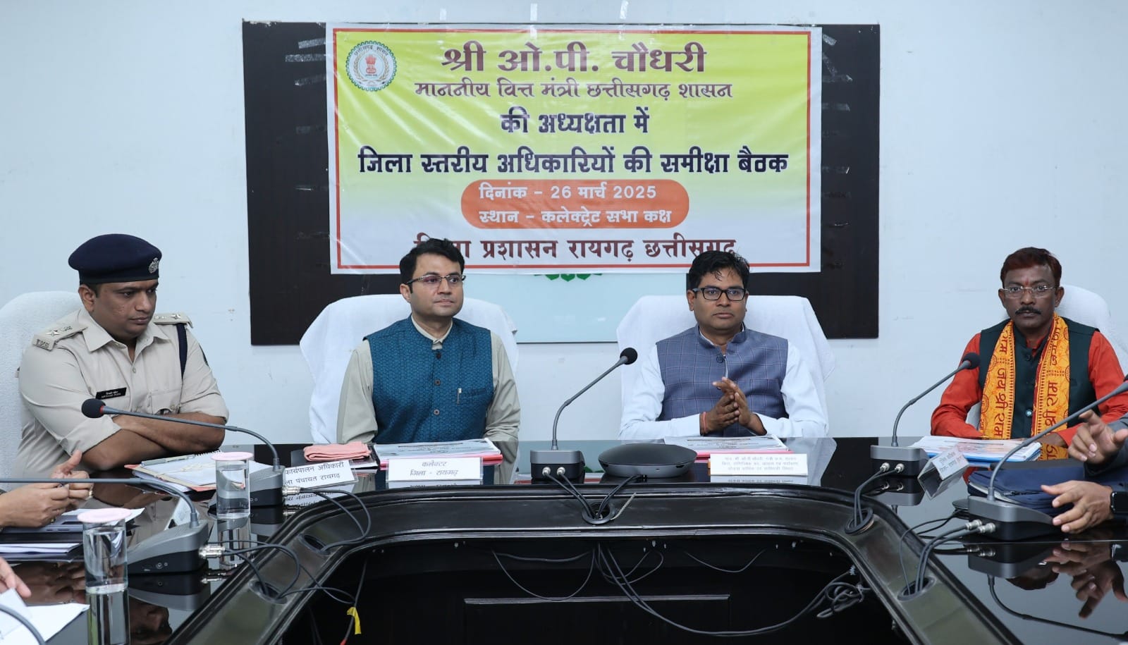 वित्त मंत्री ओपी चौधरी ने की विकास कार्यों की समीक्षा, बारिश से पहले निर्माण कार्य तेजी से कराने के दिए निर्देश 