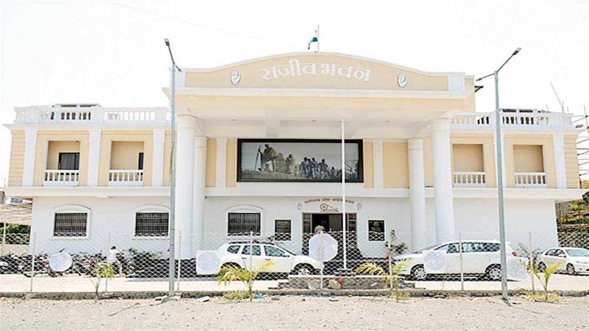 कांग्रेस की बड़ी सभा की तैयारी तेज : किसान-जवान-संविधान जनसभा में आएंगे राष्ट्रीय अध्यक्ष खरगे, PCC ने नियुक्त किए जिलेवार कार्यक्रम प्रभारी