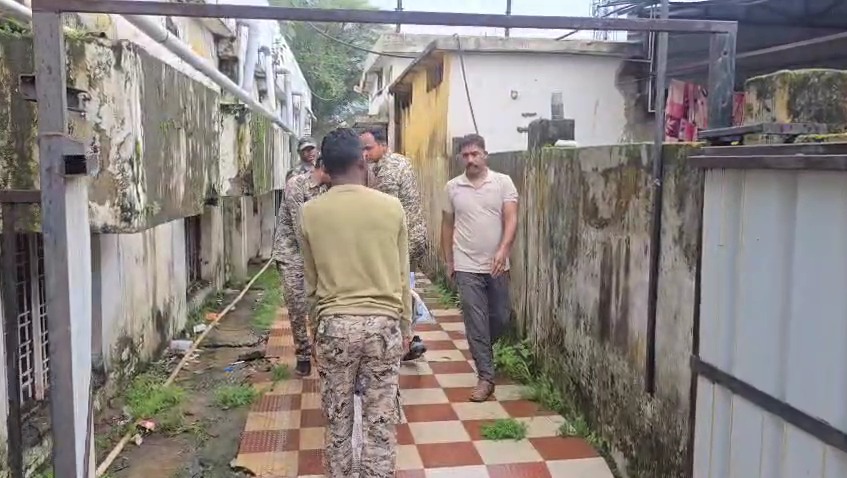 महिला आरक्षक ने सरकारी आवास में फांसी लगाकर की आत्महत्या