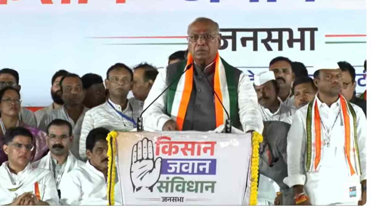 किसान-जवान-संविधान सभा : कांग्रेस के राष्ट्रीय अध्यक्ष मल्लिकार्जुन खरगे ने भाजपा सरकार पर जमकर साधा निशाना