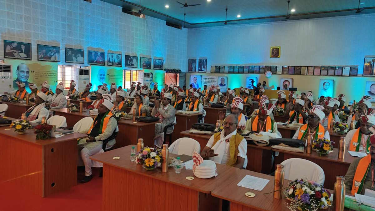 मैनपाट में भाजपा प्रशिक्षण शिविर का दूसरा दिन : वी. सतीश के साथ आज का सत्र शुरू, SC-ST पर केंद्रित है चौथा सत्र