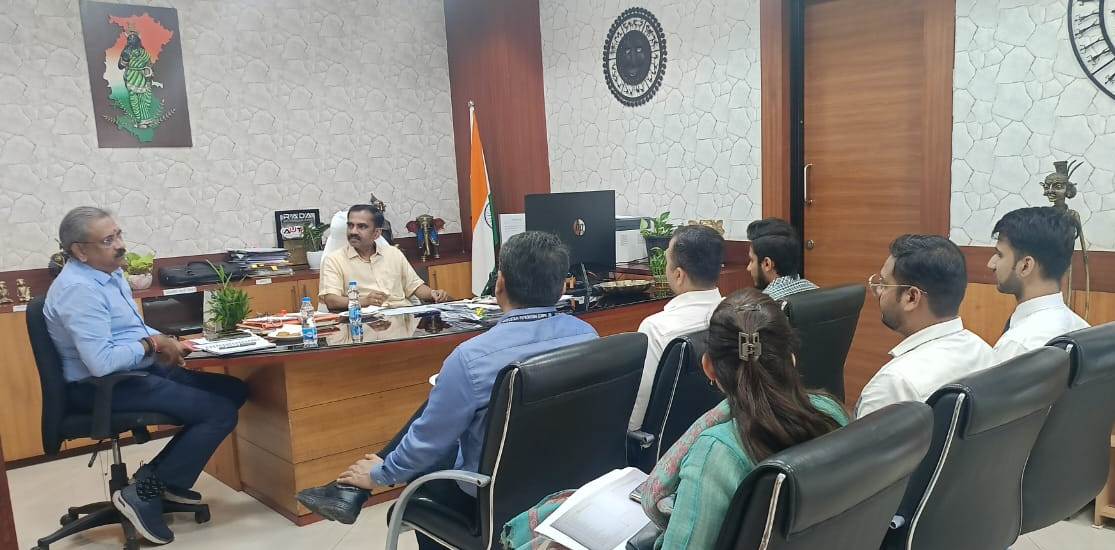 पेट्रोल पंपों में बनेंगे प्रदूषण जांच केन्द्र, परिवहन विभाग और तेल कंपनियों की संयुक्त बैठक में बनी कार्ययोजना