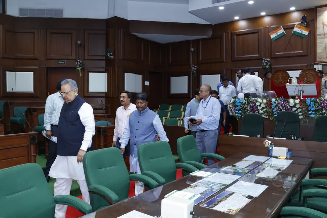 विपक्ष के व्यवहार से विधानसभा अध्यक्ष नाराज, बोले, बार-बार आपलोग सदन की परंपराओं को ध्वस्त कर रहे&hellip;फिर किया कार्यवाही स्थगित