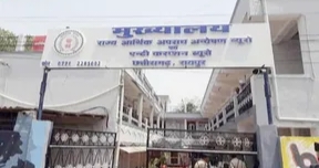 शराब घोटाला मामले में EOW की बड़ी कार्रवाई, तीन आरोपियों को हिरासत में लिया