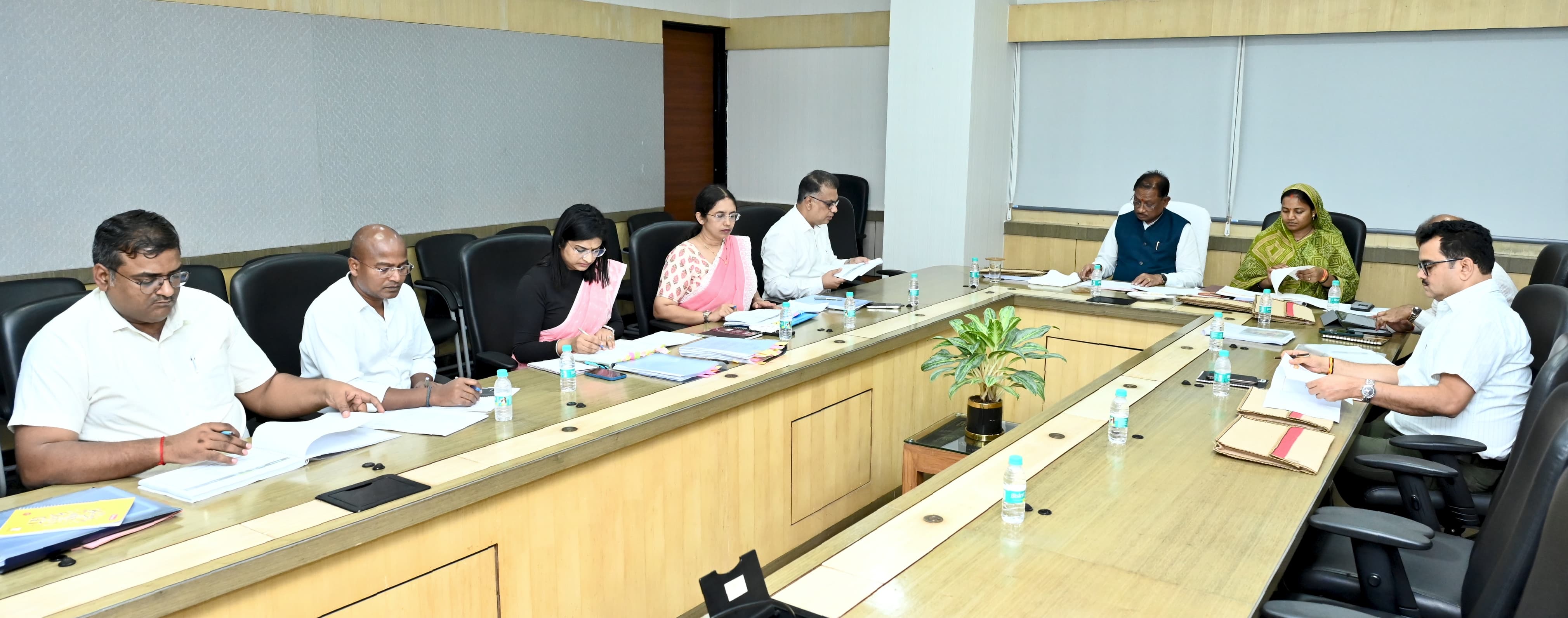 मुख्यमंत्री ने समाज कल्याण विभाग के कार्यों की समीक्षा की