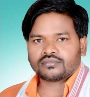 भाजयुमो प्रदेश अध्यक्ष रवि भगत को पार्टी का नोटिस, डीएमएफ फंड और रायगढ़ के विकास पर उठाए सवाल पड़े भारी