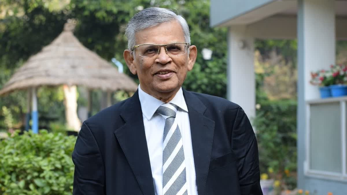 एम्स रायपुर को मिला नया अध्यक्ष, पद्मश्री डॉ. बुधेन्द्र कुमार जैन संभालेंगे जिम्मेदारी