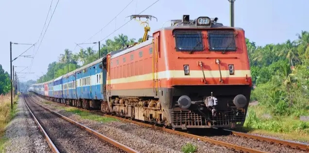अक्टूबर में त्यौहारों पर स्पेशल ट्रेन चलाने का लिया गया निर्णय