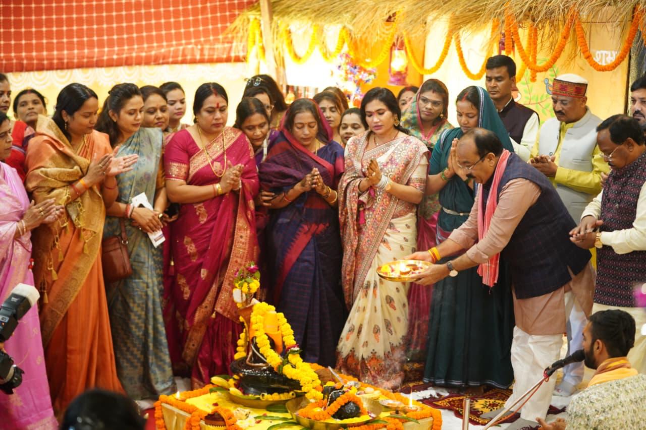 मुख्यमंत्री के नेतृत्व में नारी शक्ति के मान, सम्मान और गौरव को बढ़ावा मिल रहा है: उपमुख्यमंत्री अरुण साव