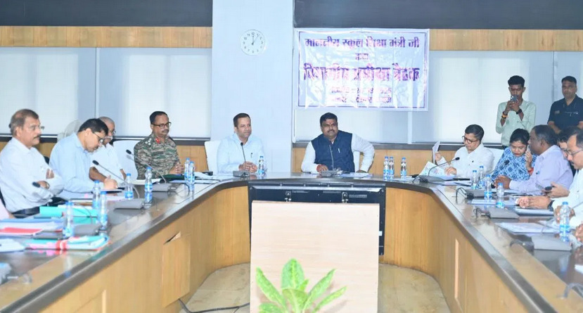 शिक्षा मंत्री गजेन्द्र यादव ने कार्यभार ग्रहण करते ही की विभागीय कार्यों की समीक्षा, अधिकारियों को दिए स्पष्ट निर्देश