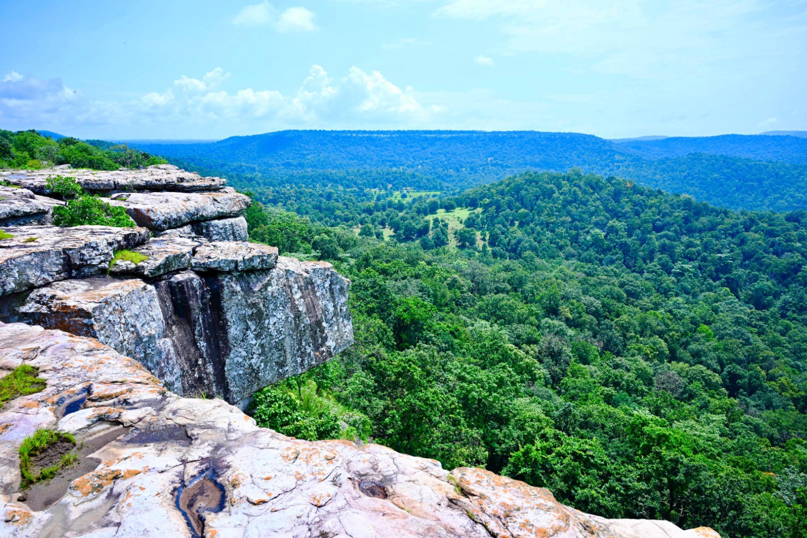 कांकेर जिले में नया पर्यटन केन्द्र बनकर उभर रहा &lsquo;धारपारूम&rsquo;