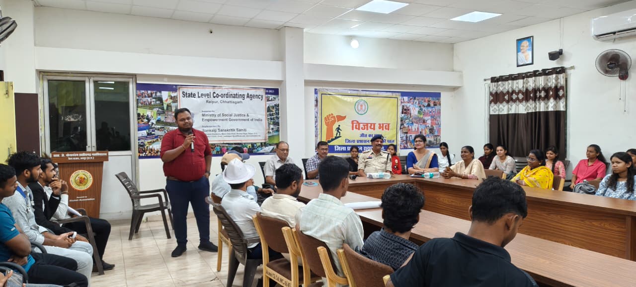 &ldquo;विजयी भव&rdquo; कार्यक्रम के तहत छात्रों को मिली करियर मार्गदर्शन और जागरूकता की महत्वपूर्ण जानकारियाँ