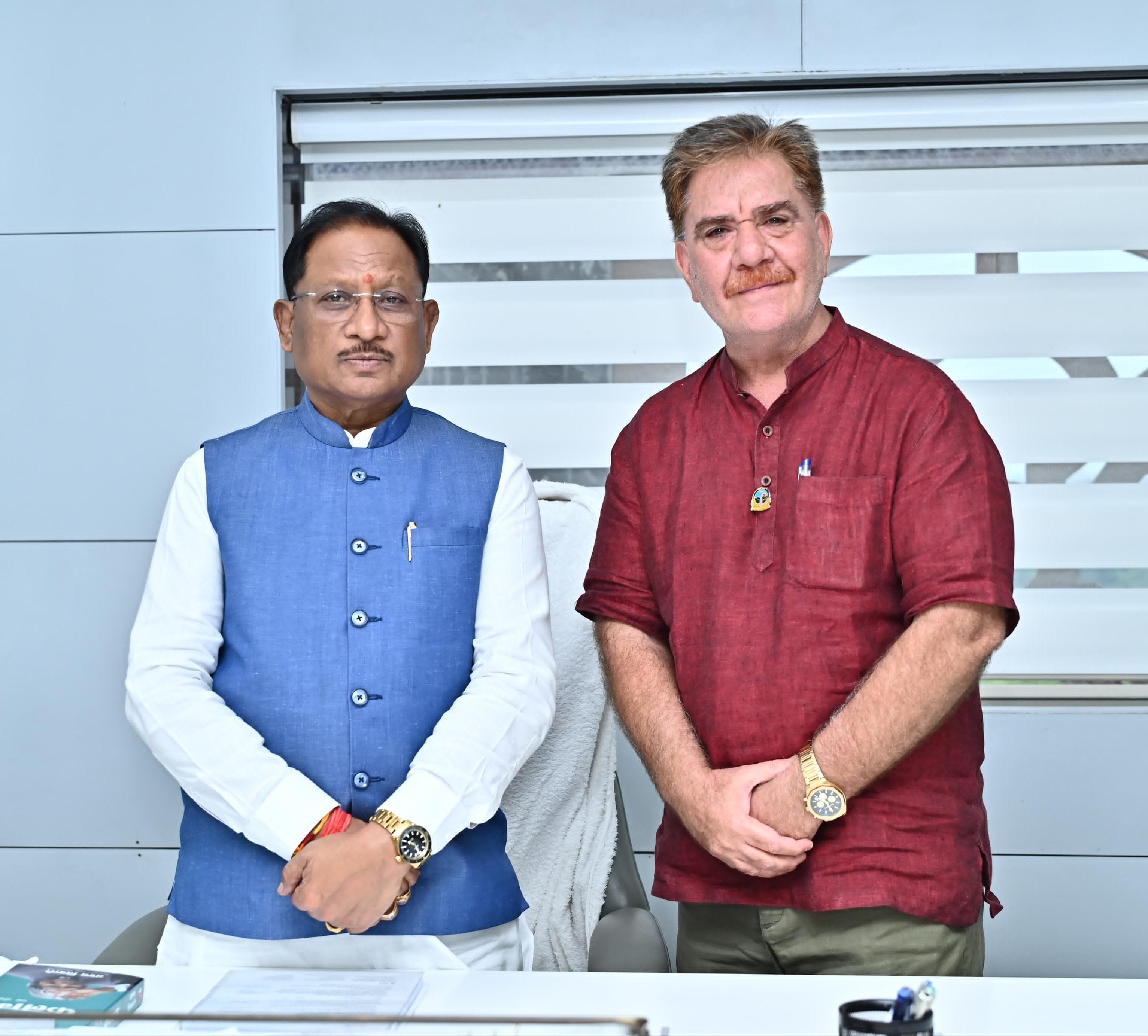 मुख्यमंत्री विष्णु देव साय से हार्टफुलनेस संस्थान के डायरेक्टर त्रिलोचन चावला ने की मुलाकात