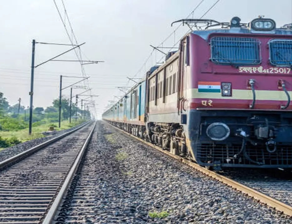 रेलवे ने छठ पूजा को लेकर किया बड़ा ऐलान  