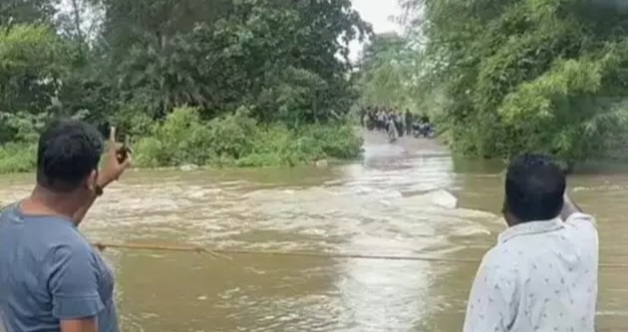 गरियाबंद में नदी-नाले उफान पर, कई गांव टापू में तब्दील, बिजली भी गुल 