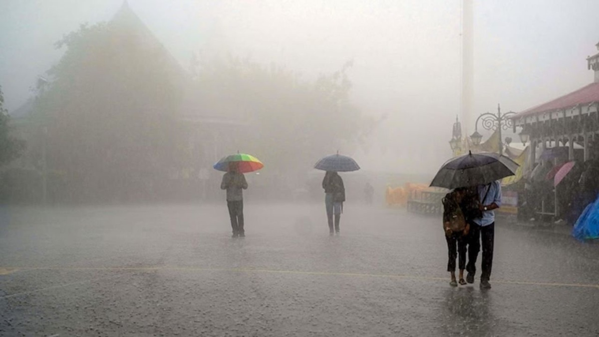 प्रदेश में भारी बारिश के साथ बिजली गिरने की संभावना