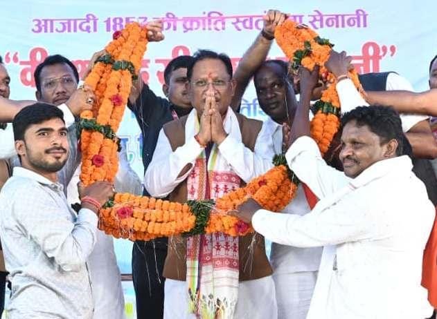 कटघोरा में कंवर समाज के सम्मेलन और वीर शहीद सीताराम कंवर की पुण्यतिथि समारोह में शामिल हुए मुख्यमंत्री विष्णुदेव साय