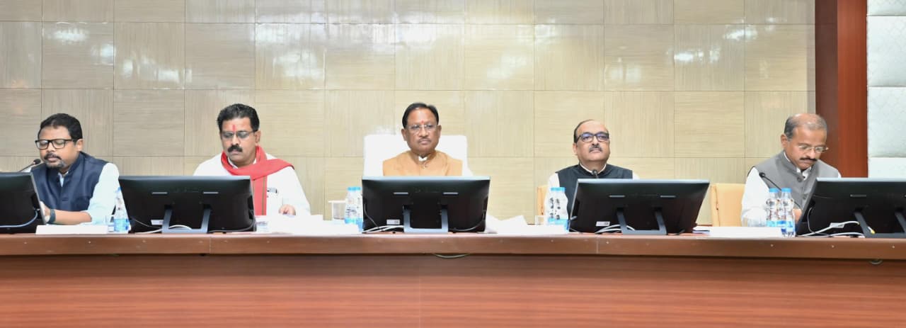 मुख्यमंत्री ने साइबर अपराध और नशे के खिलाफ सख्त कार्रवाई के दिए निर्देश