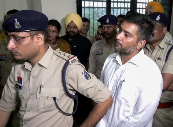 पूर्व CM बघेल के बेटे चैतन्य को हाईकोर्ट से लगा बड़ा झटका