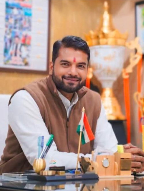 रायपुर नगर निगम में आकाश तिवारी बनाए गए नेता प्रतिपक्ष