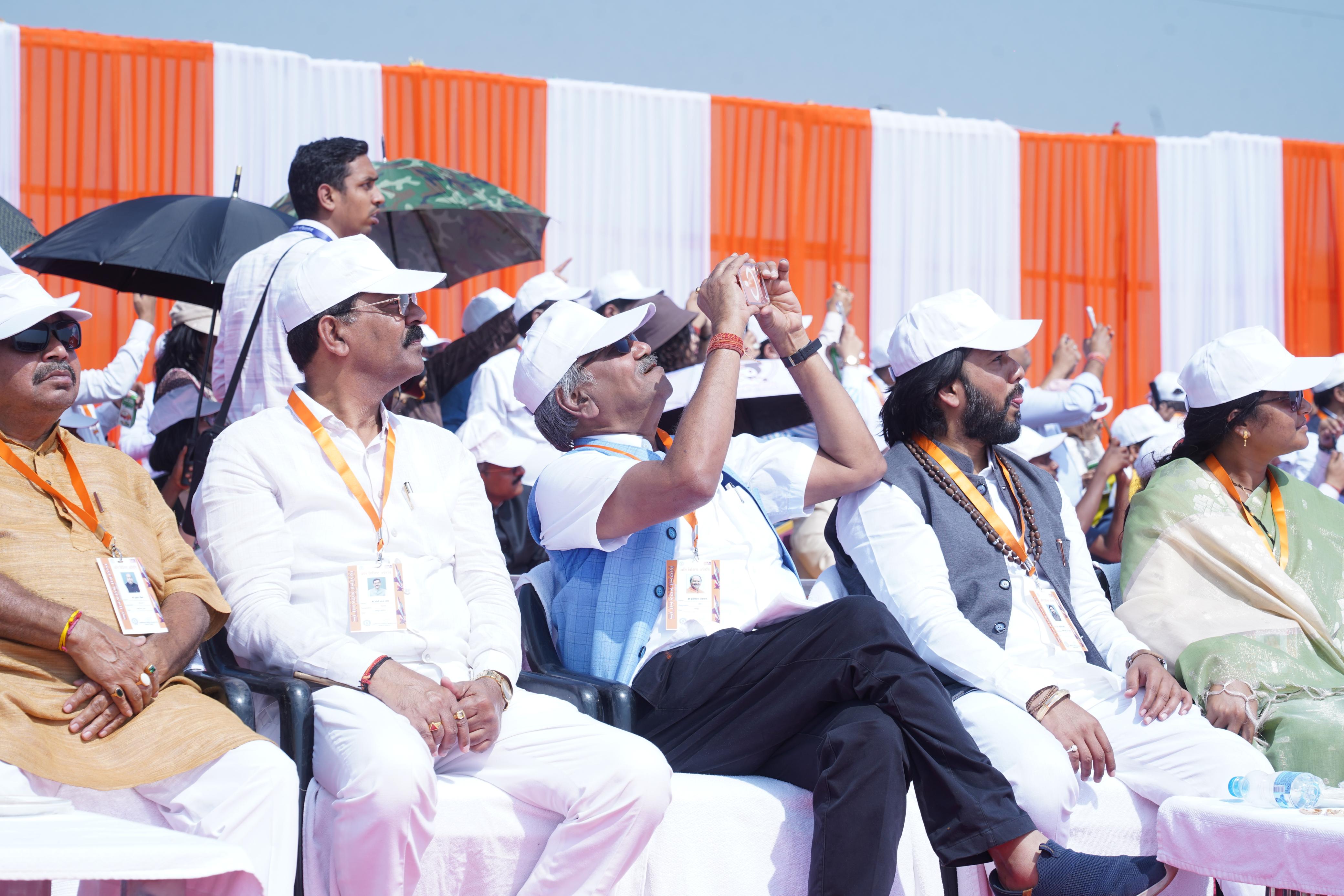 सांसद बृजमोहन अग्रवाल ने &lsquo;सूर्यकिरण&rsquo; की सफलता पर जनता, रक्षा मंत्री और उपराष्ट्रपति का जताया आभार