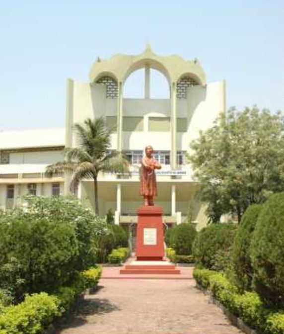 पं. रविशंकर शुक्ल विश्वविद्यालय में सर्वर का संकट: परीक्षा फॉर्म भरने में स्टूडेंट्स को हो रही परेशानी, NSUI ने अंतिम तिथि आगे बढ़ाने की मांग को लेकर कुलपति को सौंपा ज्ञापन