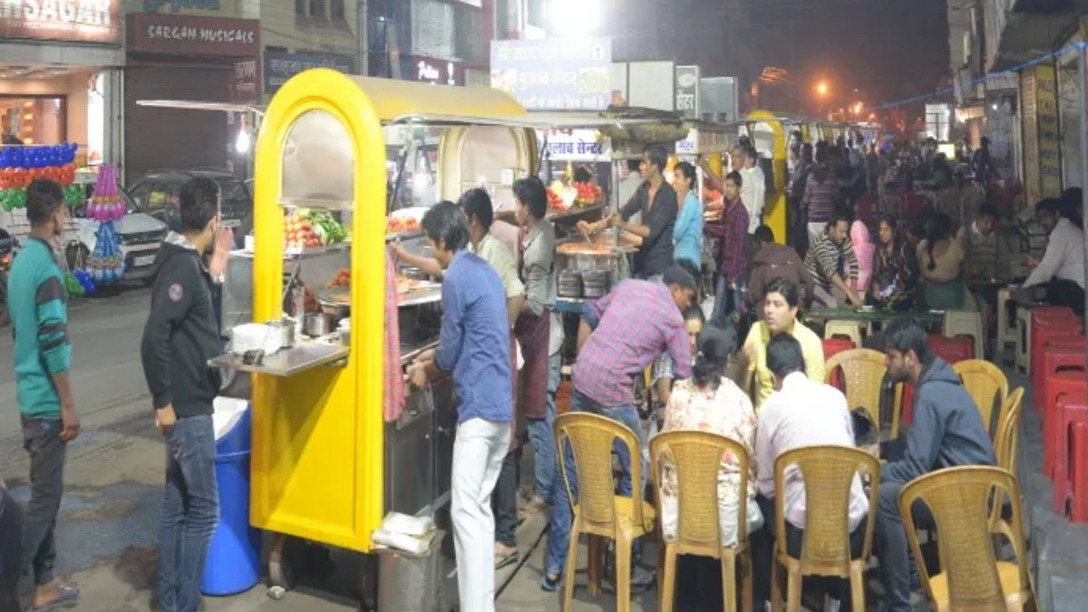 सड़क किनारे ठेले, गुमटी और फूड वैन के लिए अब लेना होगा लाइसेंस