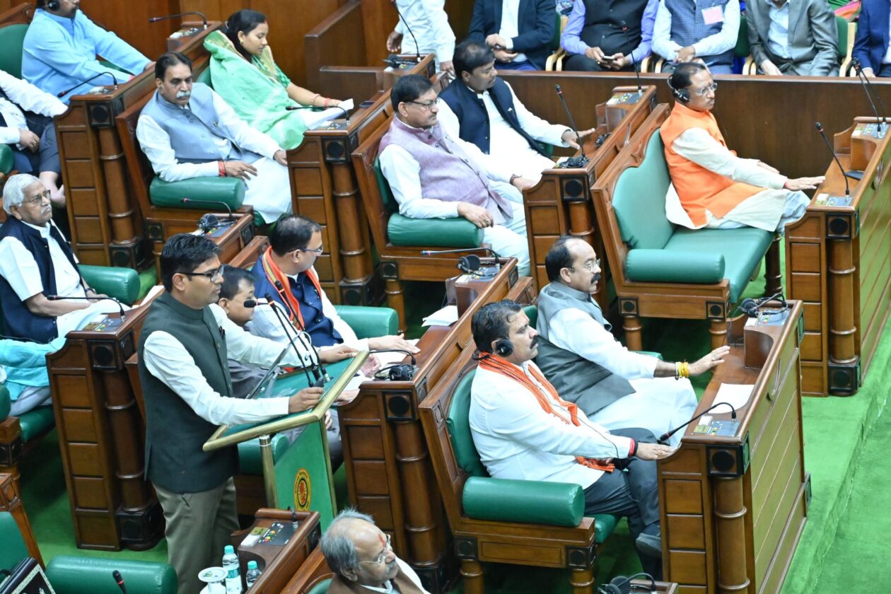 छत्तीसगढ़ विधानसभा का विशेष सत्र 18 नवंबर को, 25 वर्षों की संसदीय यात्रा पर होगी चर्चा