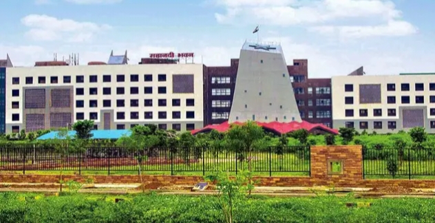 धान खरीदी में नहीं आएगी अड़चन, सरकार ने ड्यूटी पर लगे कर्मचारियों पर लगाया एस्मा, काम से मना करने पर हो सकती है गिरफ्तारी