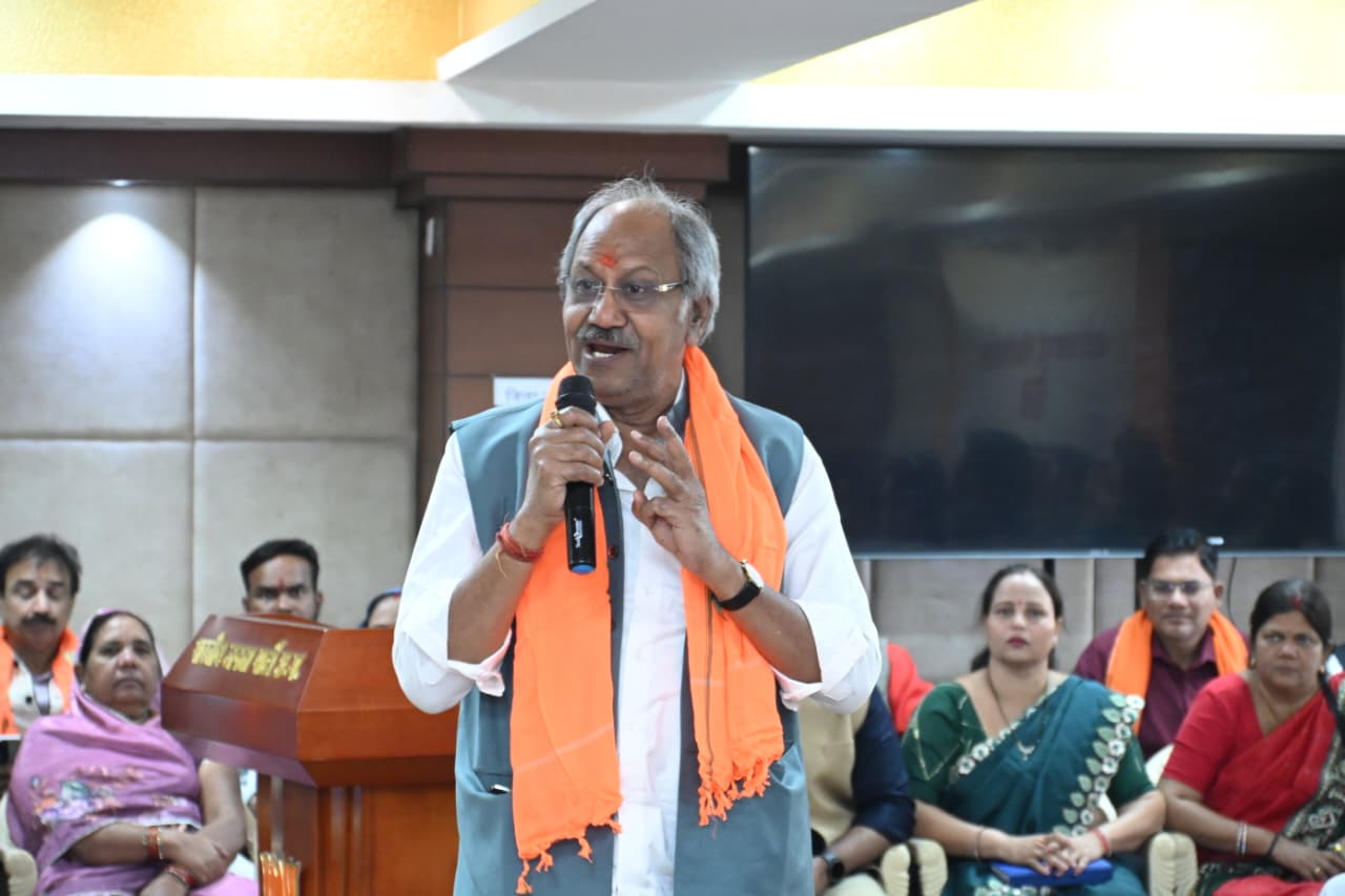 &ldquo;SIR से छत्तीसगढ़ में आएगी विश्वास की सुनामी&rdquo;&mdash;सांसद बृजमोहन अग्रवाल, MLA राजेश मूणत ने रायपुर पश्चिम में कार्यकर्ताओं को किया प्रेरित