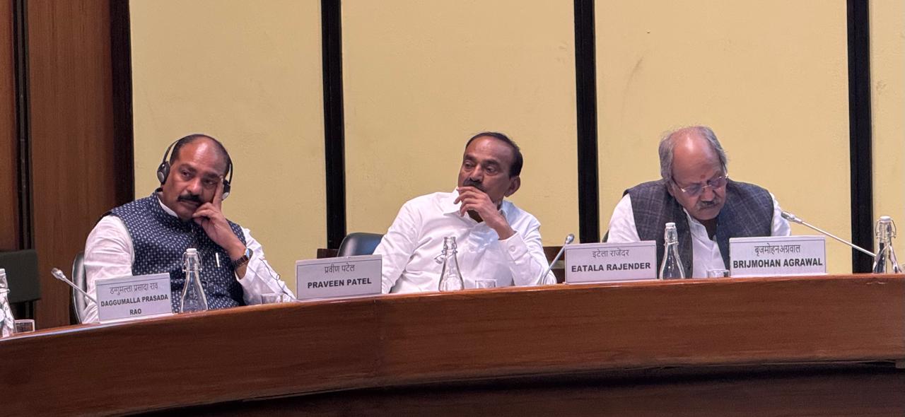 दवाइयों पर &lsquo;एक राष्ट्र&ndash;एक दाम&rsquo; की मांग उठाने वाले देश के पहले सांसद बने बृजमोहन अग्रवाल, एक्सपायरी दवाओं के राष्ट्रीय निस्तारण नीति की जोरदार वकालत की